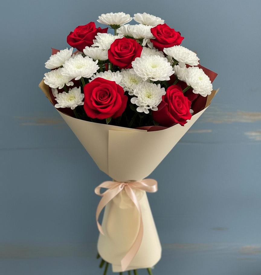 Букет цветов из: Розы и Хризантемы в Гагарине