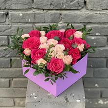 Цветочная композиция из Розы в коробке в Гагарине