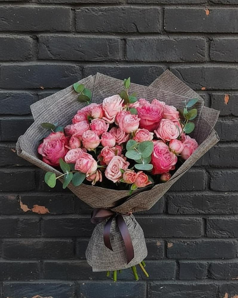 Букет цветов из: Розы в Гагарине