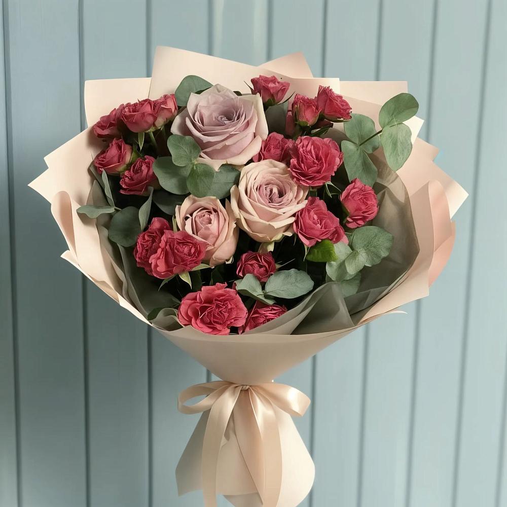 Букет цветов из: Гвоздики и Розы в Гагарине