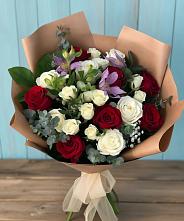 Букет цветов из:  Розы и Альстромерии в Гагарине