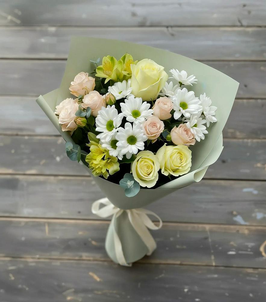 Букет цветов из: Альстромерии, Розы и Хризантемы в Гагарине