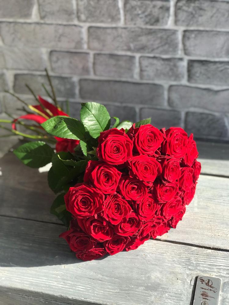Букет Красные розы Фридом в Гагарине