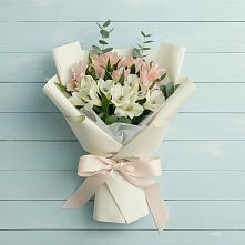 Букет цветов из:  Альстромерии в Гагарине