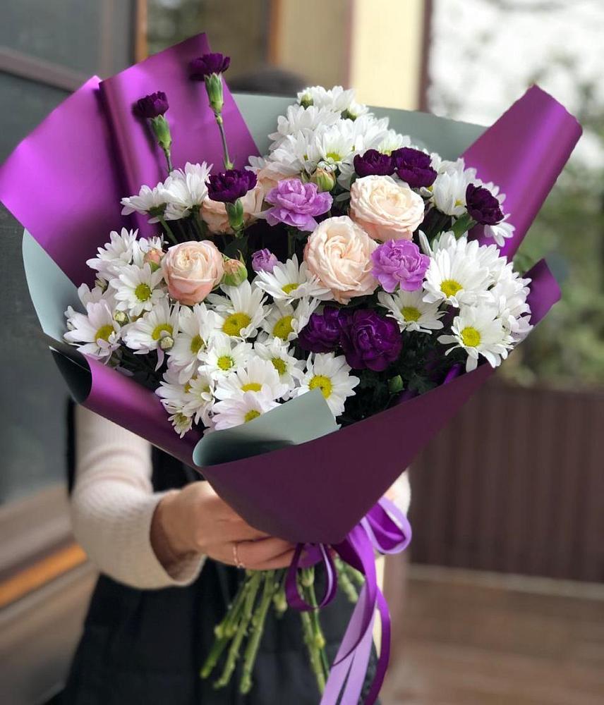 Букет цветов из: Хризантемы, Гвоздики и Розы в Гагарине