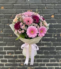 Букет цветов из:  Герберы и Хризантемы #REPLACE_PRED# Гагарине