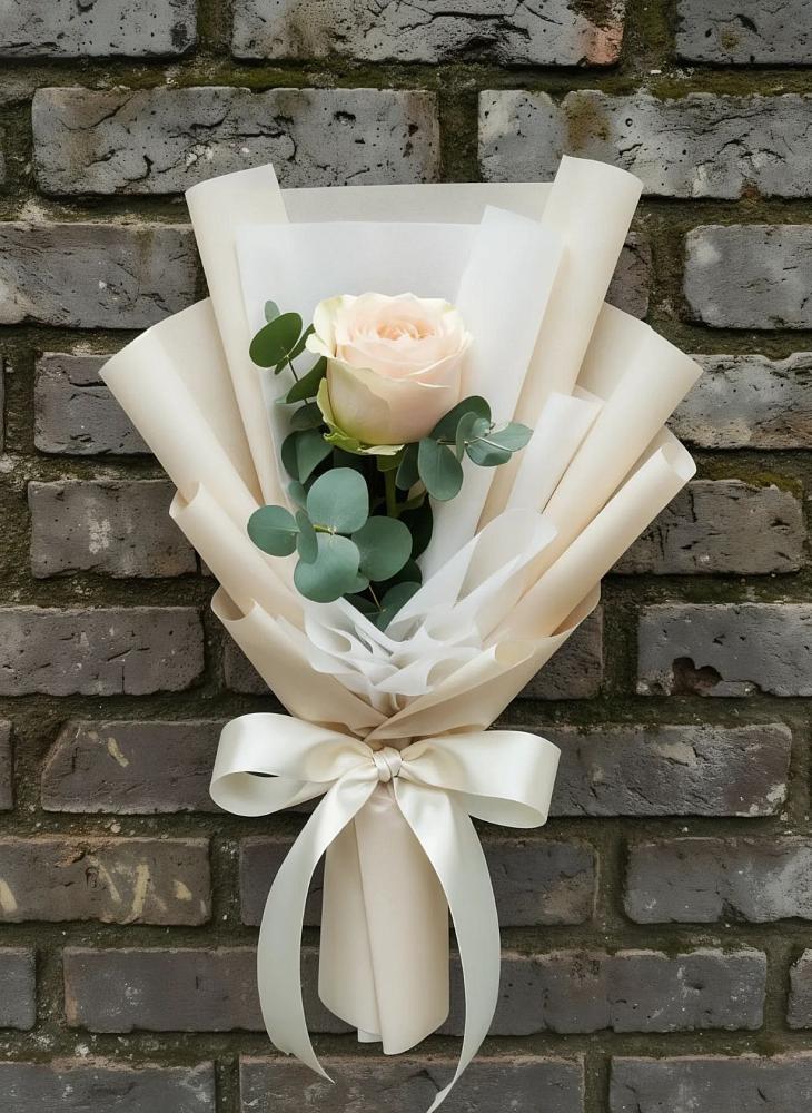 Букет цветов из: Розы в Гагарине