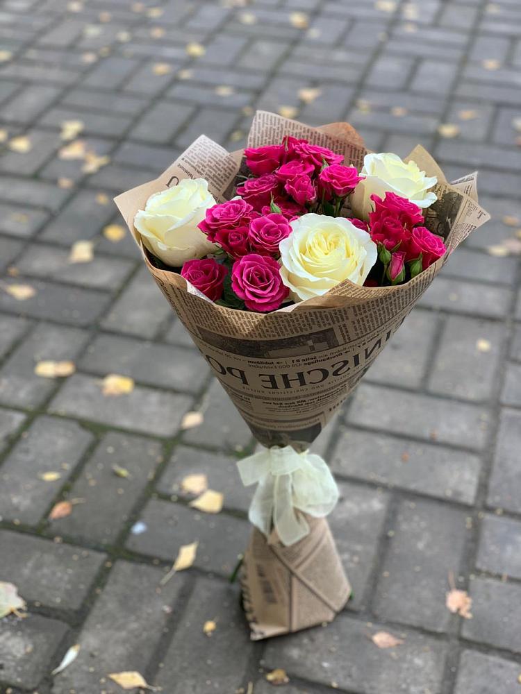 Букет цветов из: Розы в Гагарине