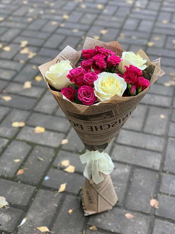 Букет цветов из: Розы в Гагарине