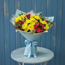 Букет цветов из:  Альстромерии и Хризантемы в Гагарине