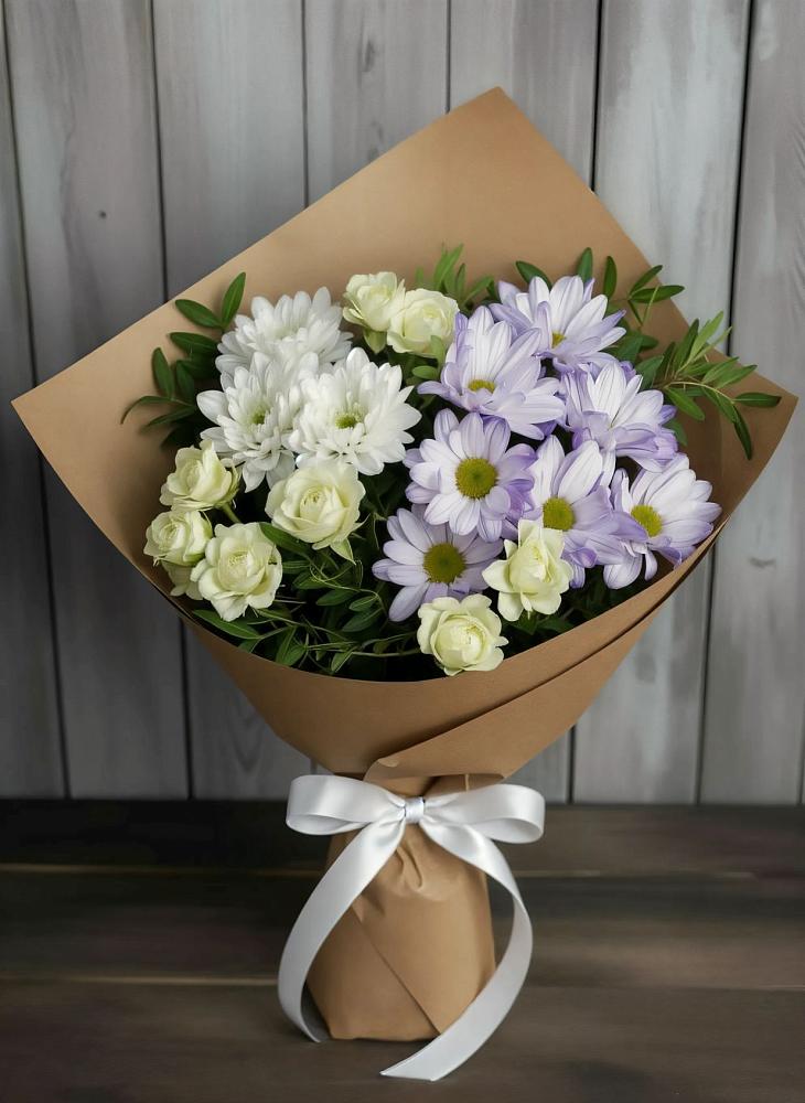 Букет цветов из: Хризантемы и Розы в Гагарине